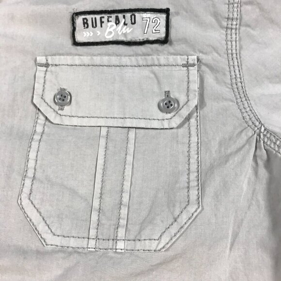Buffalo Blu born to look unique 2 pocket short sleeve gray button front shirt L - Picture 3 of 7